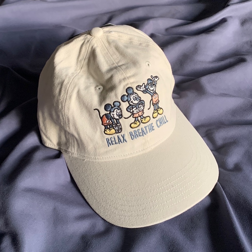 vintage disney mickey mouse “off white” hat